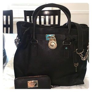 MK bag with wallet/wristlet great condition